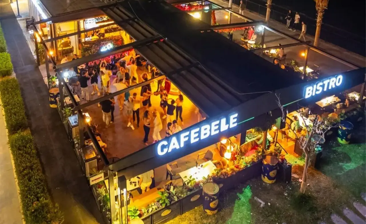 Cafe Belle Bistro & Beach Antalya