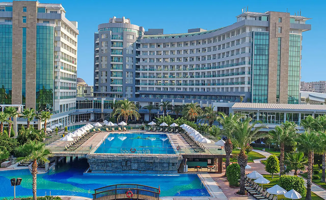 Sherwood Exclusive Lara Hotel